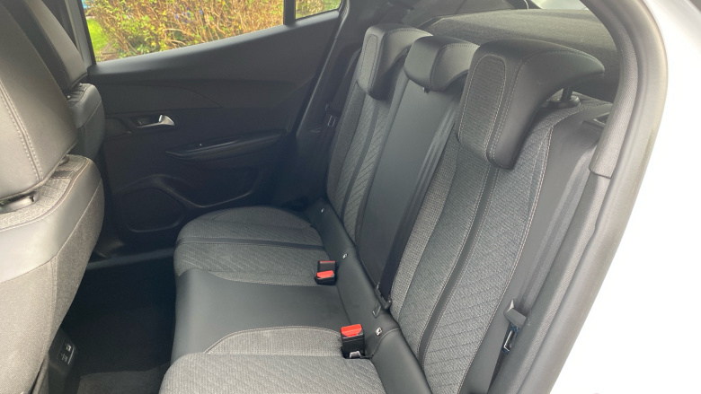 Peugeot 2008 1.2 PureTech 130 Allure 5dr EAT8 Petrol Estate